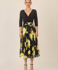 Younglomax.shop2396dfbd22 1