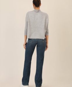 Younglomax.shop6afdf40928 3