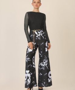 Younglomax.shop8d68668f9c 1