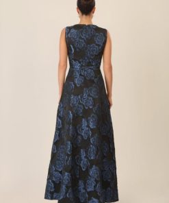 Younglomax.shopf3f86f6d2a 2